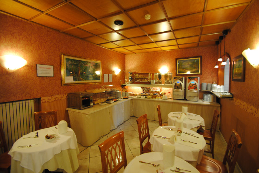 Hotel Verona Rome